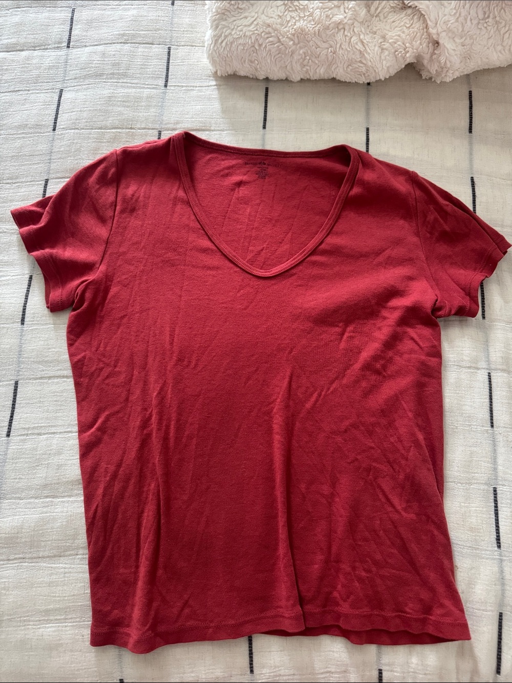 Brandy Melville Deep Red V-Neck Short Sleeve Tee